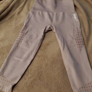 GYMSHARK CAPRI YOGA PANT